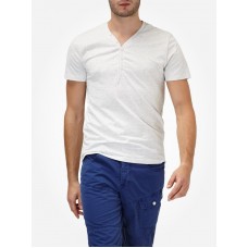 Basic T-Shirt